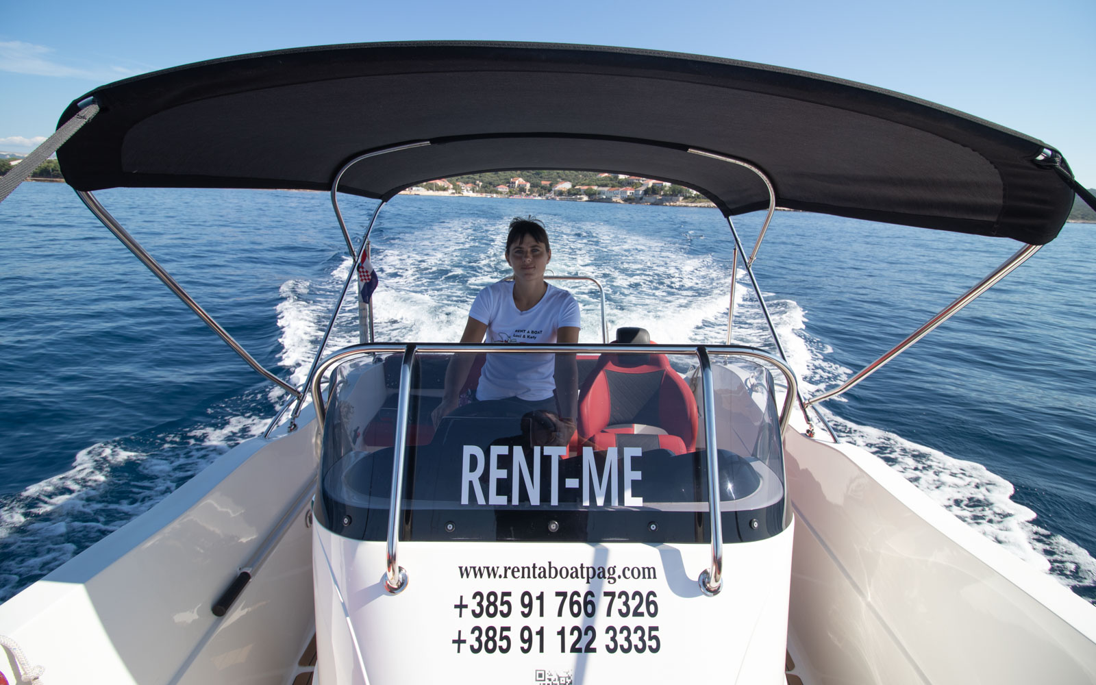 Baracuda 545 rent a boat Pag view 10
