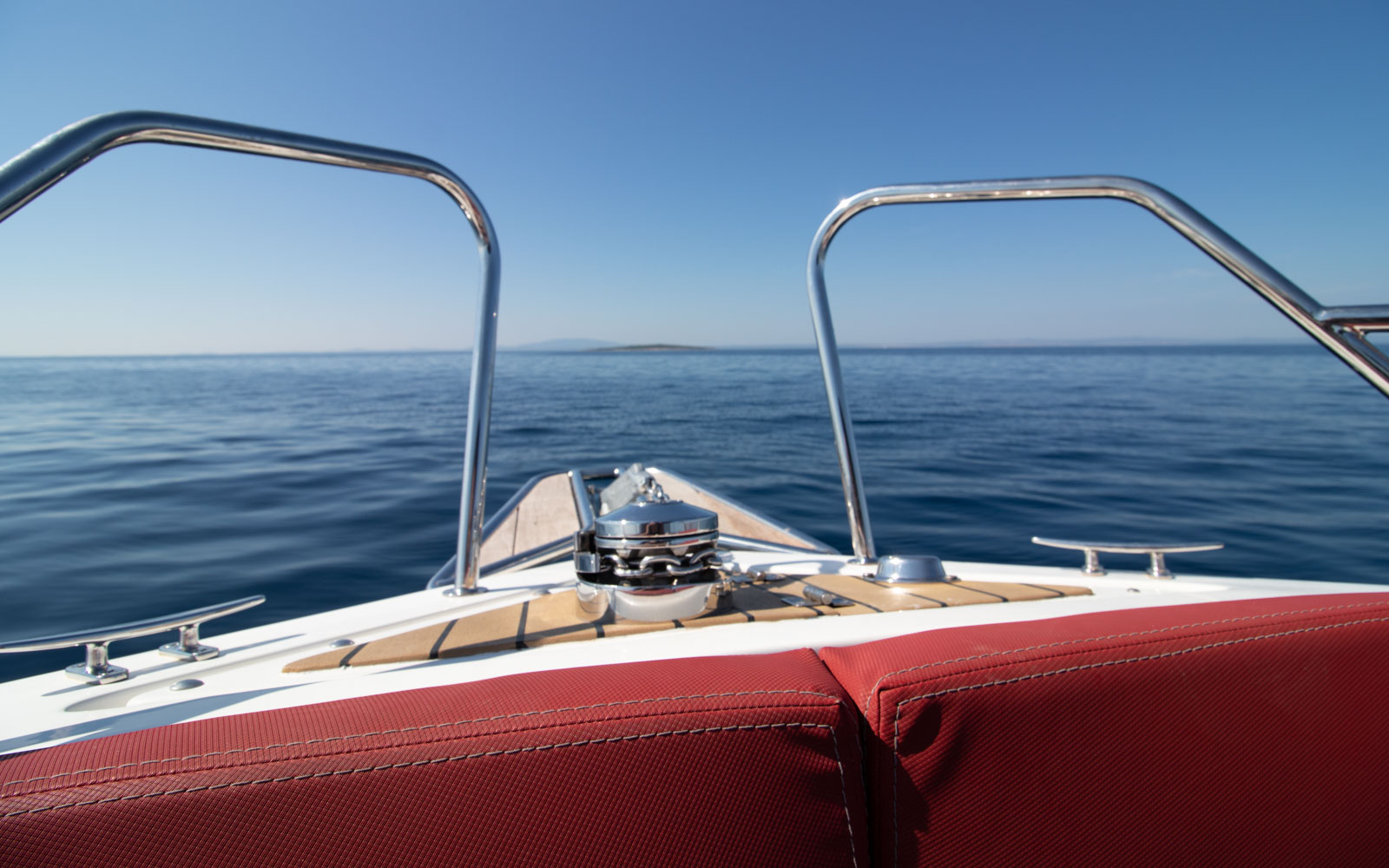 Baracuda 545 rent a boat Pag view 11